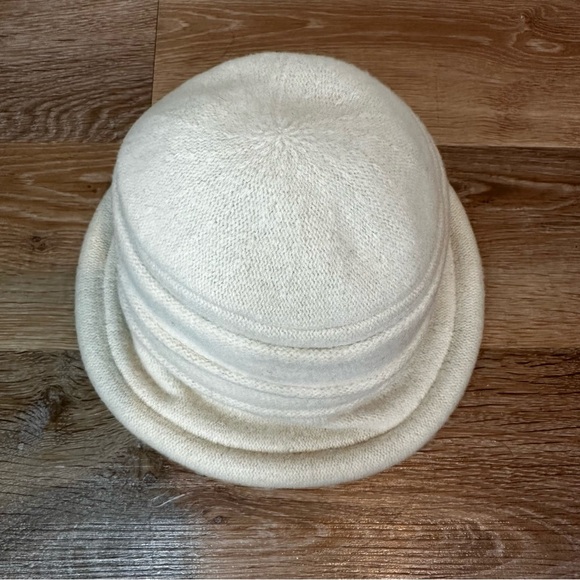 Scala 100% Wool Cream Winter Packable Cloche Hat, OS - Picture 7 of 11